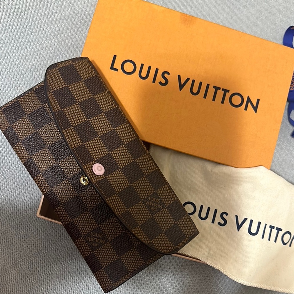 Louis Vuitton Damier Ebene Emilie Wallet Rose Ballerine; EUC - Picture 1 of 11
